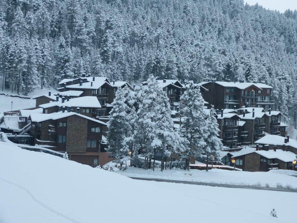 Apartamentos Masella 1600 Alp Luaran gambar